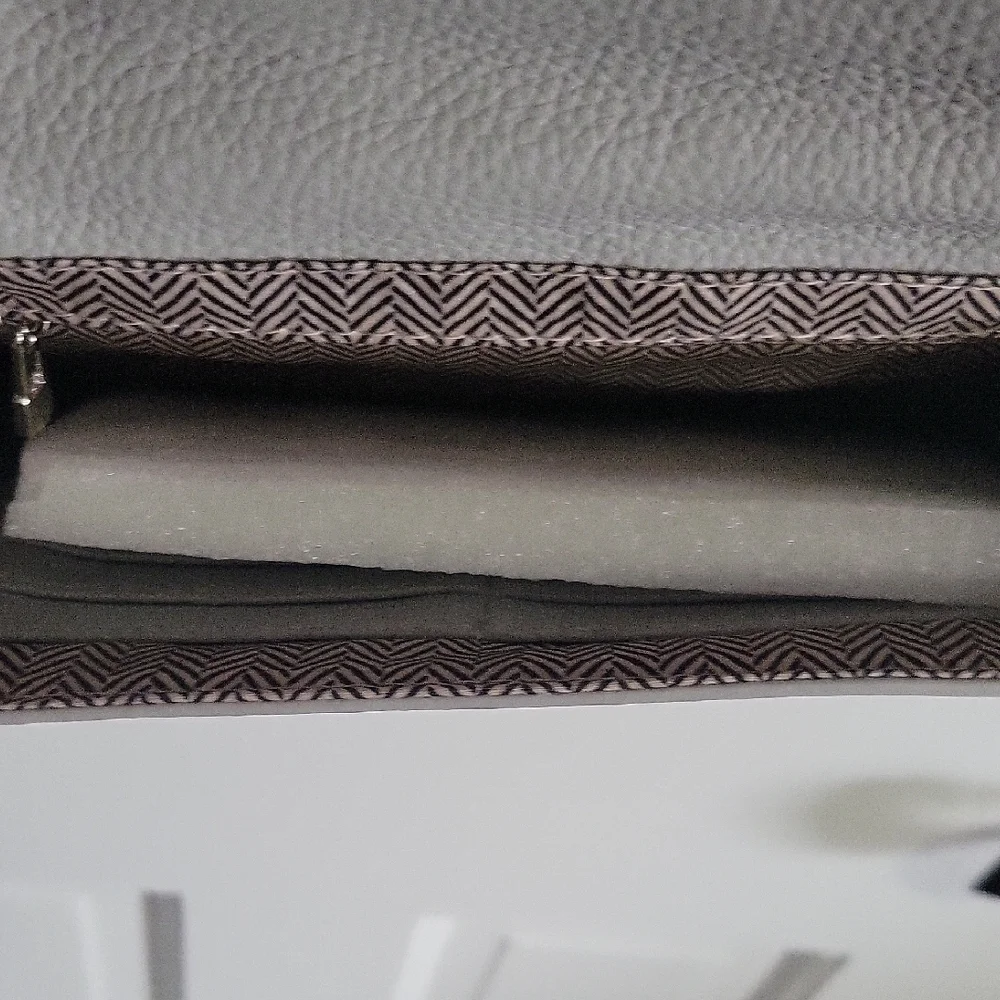 Nwt Purse - Picture 9 of 10